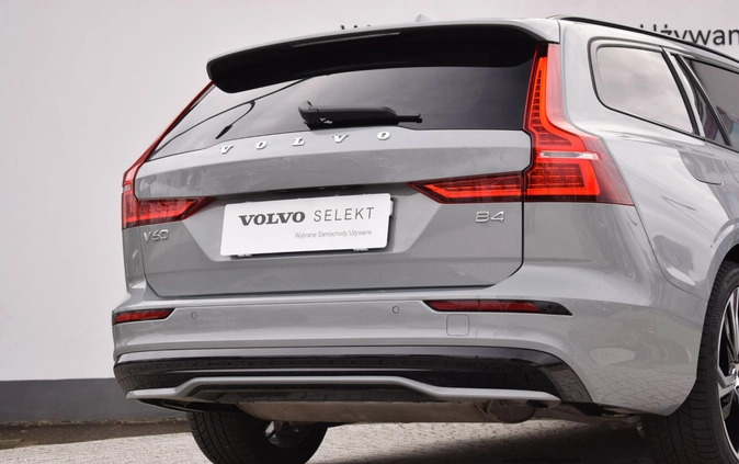 Volvo V60 cena 194900 przebieg: 26088, rok produkcji 2023 z Wrocław małe 352